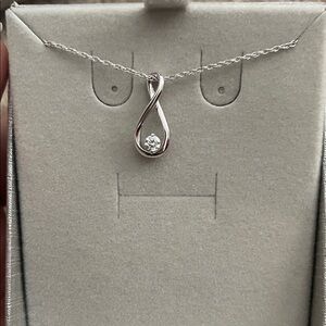 Certified .1 Carat Diamond Pendant and Chain